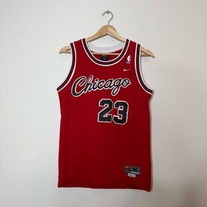 Vintage Nike Team Chicago Bulls Michael Jordan 23 Jersey size medium